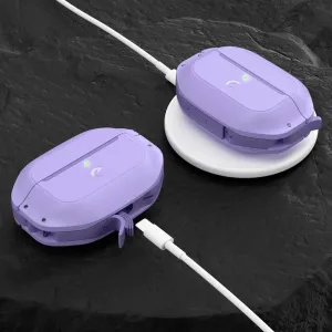 KeyBudz Element Series beskyttelsesetui til AirPods Pro 2 i vill lavendel, vist med trådløs ladekabel.
