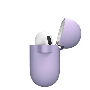 KeyBudz Elevate Series lavendelfarbene Schlüsselanhänger-Hülle für AirPods 4. Generation mit geöffnetem Deckel und sichtbarem Ohrhörer