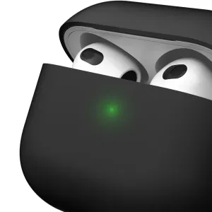 Juodas KeyBudz HybridShell raktų pakabuko dėklas AirPods 3 su matomomis ausinėmis ir žalia būsenos lempute