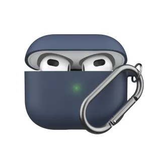 KeyBudz PodSkinz HybridShell AirPods 3 nøkkelringetui i midnattsblå med karabinkrok og synlige ørepropper