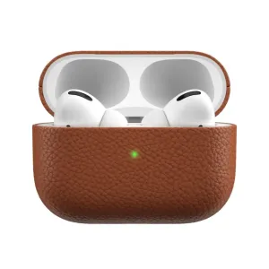 KeyBudz podSkinz läderfodral för AirPods Pro i brunt narvläder, öppet med hörlurarna inuti