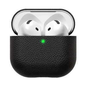 KeyBudz Artisan Series svart läderfodral för AirPods 4th Gen, öppet med hörlurarna inuti och grön statuslampa