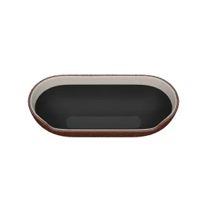 KeyBudz Artisan Series odinis dėklas AirPods 4-osios kartos ausinėms, su atviru rudu vidumi ir tvirtu apsauginiu korpusu