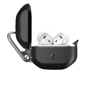 KeyBudz ElementProof beskyttelsesetui til AirPods 4. generation, åbent med øretelefoner indeni og karabinhage