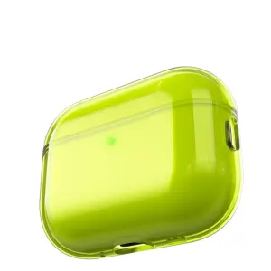 KeyBudz läpikuultava limenvihreä AirPods Pro 3rd Gen -kotelo kiinnitysnauhan aukolla ja latausaukolla