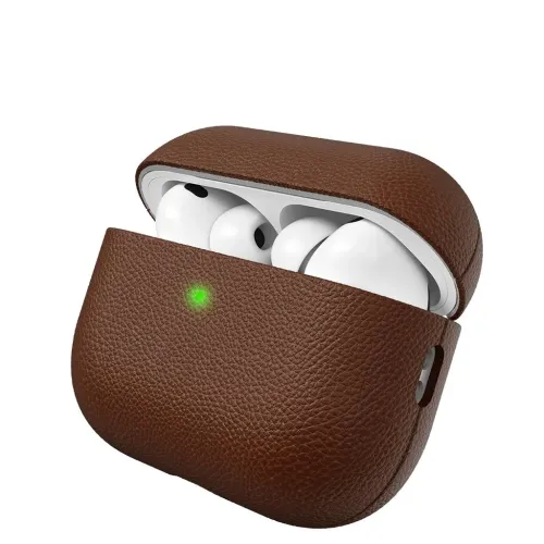 KeyBudz AirPods Pro 3-fodral i brunt narvat läder, öppet med hörlurarna synliga