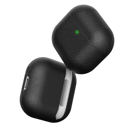 Svart läderfodral med pebble-struktur för AirPods visat framifrån med LED och från sidan med öppning för laddningsport.