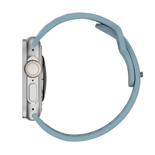 KeyBudz Journey Apple Watch-armbånd i blått, vist i sideprofil montert på klokken, med spenne og avrundet form.