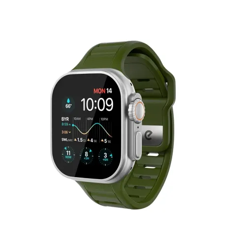 KeyBudz Journey skogsgrönt Apple Watch-armband på silverfärgad Apple Watch, visat mot en vit studiobakgrund.